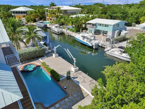View/Area - 154 Dubonnet Rd, Tavernier, FL 33070 photo 6 of 15