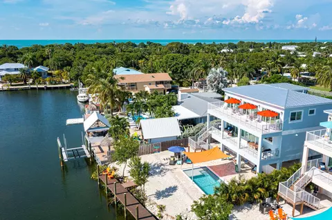1525 Harbor Dr, Marathon, FL 33050 photo 8