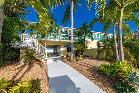 471 8th St #KEY colony, Key Colony Beach, FL 33051 photo 3