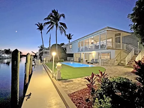 137 Giardino Dr, Islamorada, FL 33036