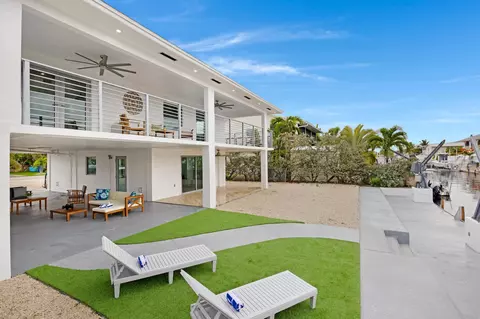 29557 Flying Cloud Ave, Big Pine Key, FL 33043