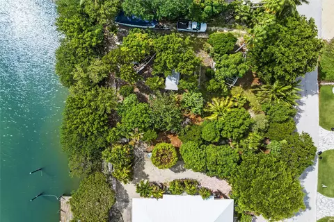 E Avenue, Marathon, FL 33050 photo 3