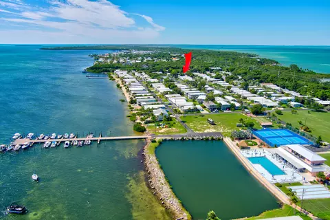 928 S Silver Cir, Key Largo, FL 33037