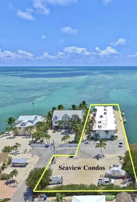 1215 97th St #11, Marathon, FL 33050