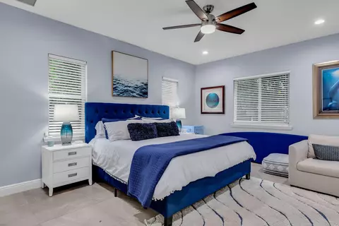 Bedroom - 2 Sunset Rd, Key Largo, FL 33037 photo 1 of 13