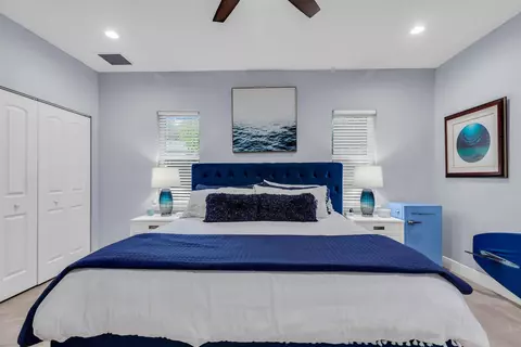 Bedroom - 2 Sunset Rd, Key Largo, FL 33037 photo 2 of 13