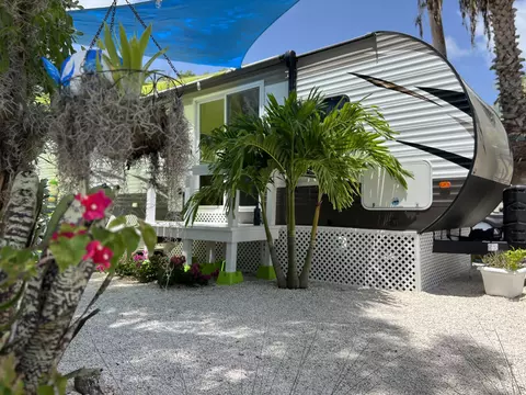 101551 Overseas Hwy #42, Key Largo, FL 33037