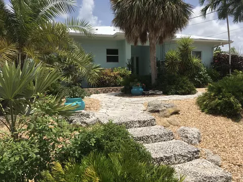 20995 W 2nd Ave, Cudjoe Key, FL 33042