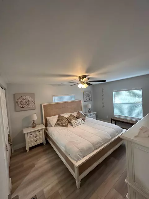 906 S Emerald Dr, Key Largo, FL 33037 photo 6