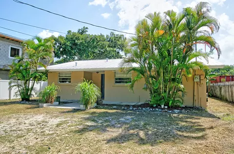 11 Garden Cove Dr, Key Largo, FL 33037