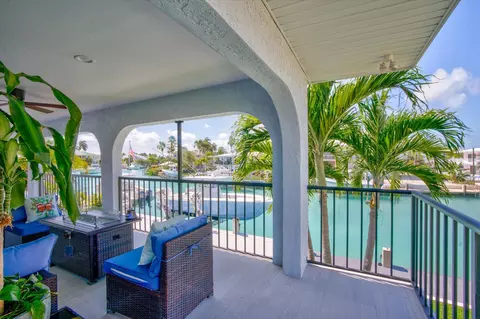 352 E Seaview Dr, Duck Key, FL 33050 photo 18