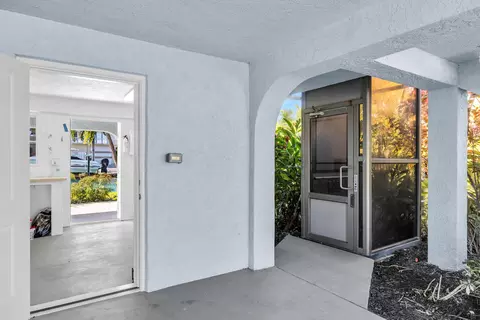 352 E Seaview Dr, Duck Key, FL 33050 photo 36