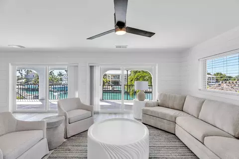 352 E Seaview Dr, Duck Key, FL 33050 photo 15