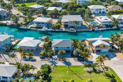 352 E Seaview Dr, Duck Key, FL 33050 photo 60
