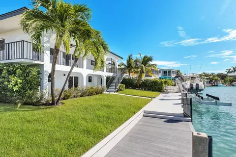 352 E Seaview Dr, Duck Key, FL 33050 photo 48