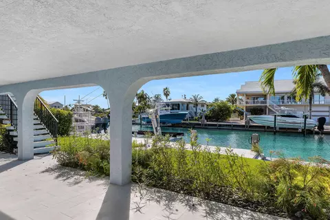 352 E Seaview Dr, Duck Key, FL 33050 photo 47