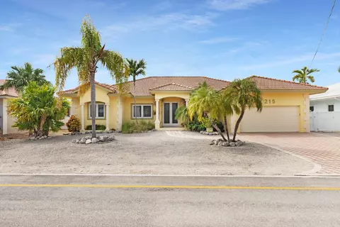 215 13th St #KEY colony, Key Colony Beach, FL 33051