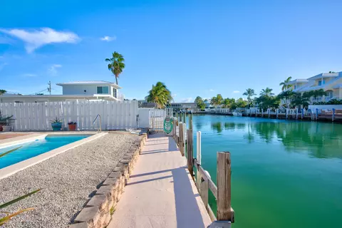 201 9th St #KEY colony, Key Colony Beach, FL 33051 photo 11