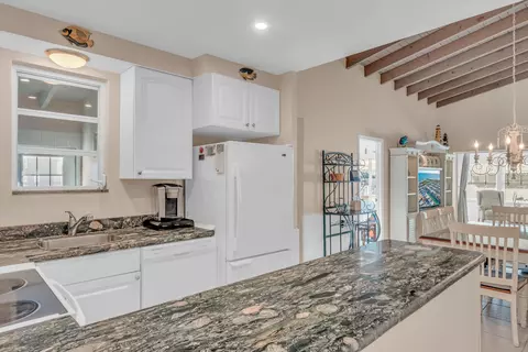 201 9th St #KEY colony, Key Colony Beach, FL 33051 photo 13