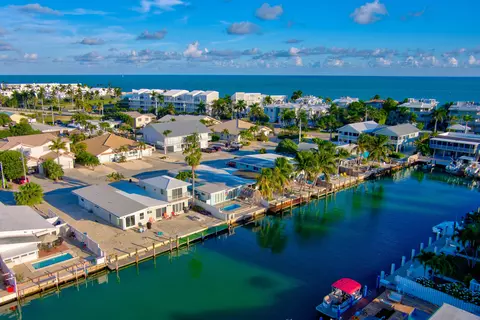201 9th St #KEY colony, Key Colony Beach, FL 33051 photo 32