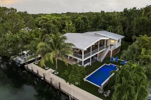 150 Rushton Ln, Tavernier, FL 33070