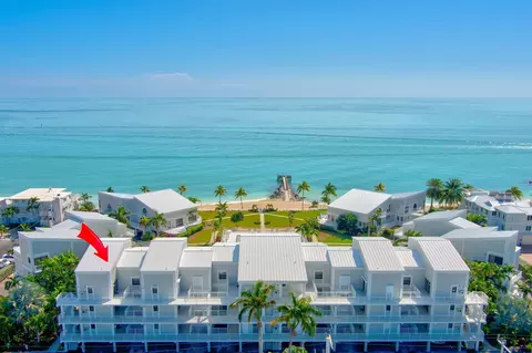 799 W Ocean Dr #301, Key Colony Beach, FL 33051