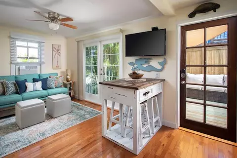 321 Margaret St, Key West, FL 33040