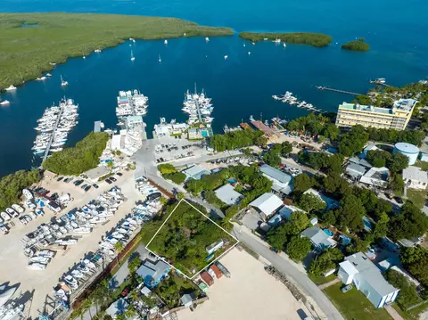 159 Florida Ave, Key Largo, FL 33070
