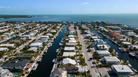 View/Area - 239 Atlantic Blvd, Key Largo, FL 33037 photo 5 of 10