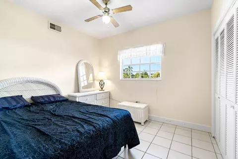 Bedroom - 239 Atlantic Blvd, Key Largo, FL 33037 photo 1 of 11