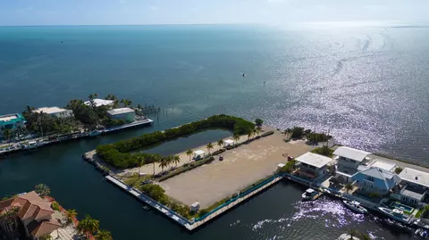 View/Area - 239 Atlantic Blvd, Key Largo, FL 33037 photo 7 of 10