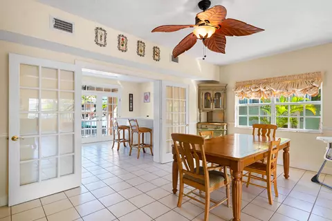 Dining - 239 Atlantic Blvd, Key Largo, FL 33037 photo 2 of 2
