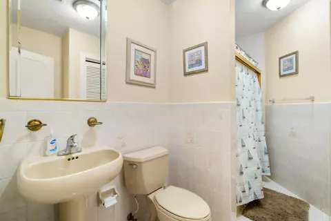 Bath - 239 Atlantic Blvd, Key Largo, FL 33037 photo 3 of 5