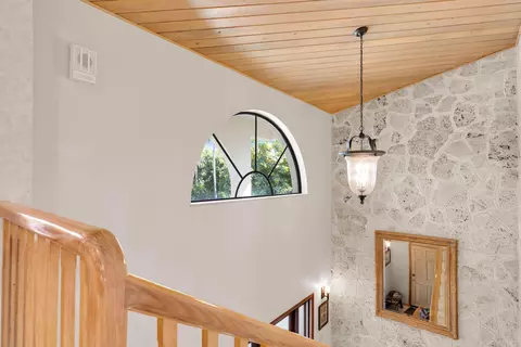 Entry Way - 701 12th St #KEY colony, Key Colony Beach, FL 33051 photo 1 of 3
