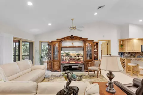 Living - 701 12th St #KEY colony, Key Colony Beach, FL 33051 photo 1 of 3