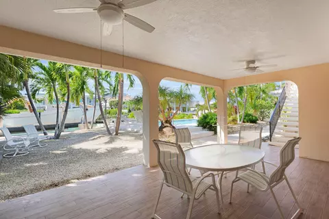 Exterior - 701 12th St #KEY colony, Key Colony Beach, FL 33051 photo 10 of 16