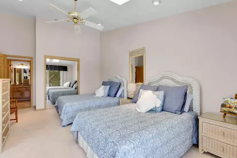 Bedroom - 701 12th St #KEY colony, Key Colony Beach, FL 33051 photo 5 of 8
