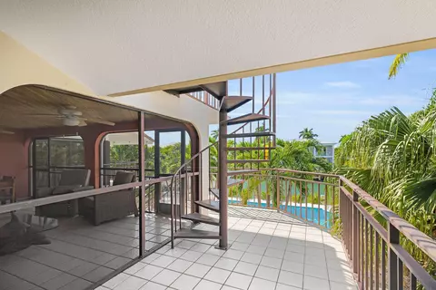 Exterior - 701 12th St #KEY colony, Key Colony Beach, FL 33051 photo 11 of 16