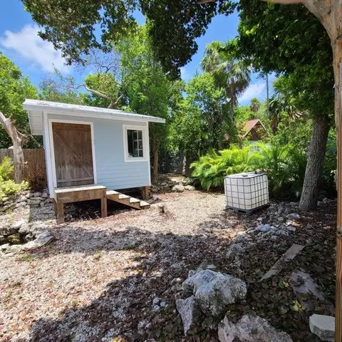1549 52nd St, Marathon, FL 33050 photo 5