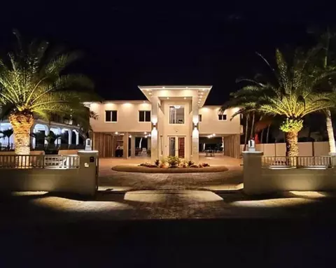 113 Oleander Cir, Key Largo, FL 33037