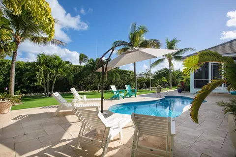 Exterior - 126 Mockingbird Ln, Marathon, FL 33050 photo 10 of 18