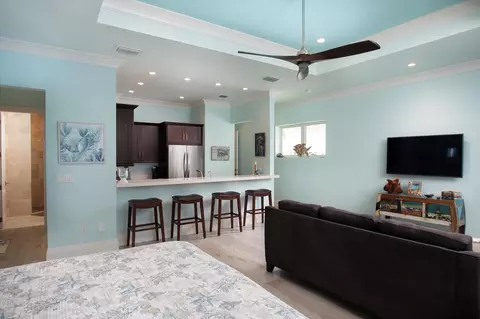 Dining - 126 Mockingbird Ln, Marathon, FL 33050 photo 4 of 4