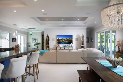 Dining - 126 Mockingbird Ln, Marathon, FL 33050 photo 2 of 4