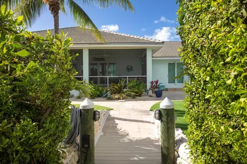 Exterior - 126 Mockingbird Ln, Marathon, FL 33050 photo 12 of 18