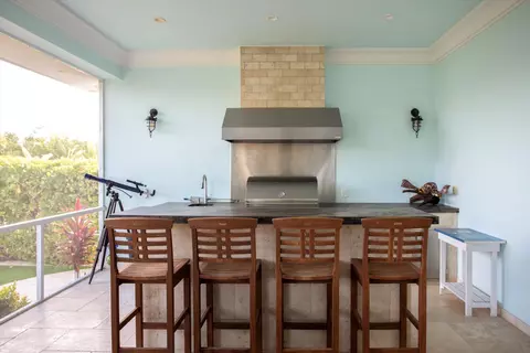 Exterior - 126 Mockingbird Ln, Marathon, FL 33050 photo 5 of 18