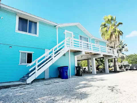 77 Columbus Dr, Islamorada, FL 33036