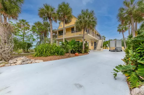 3841 Donna Rd, Big Pine Key, FL 33043