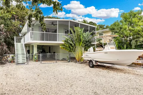 52 Bonefish Ave, Key Largo, FL 33037