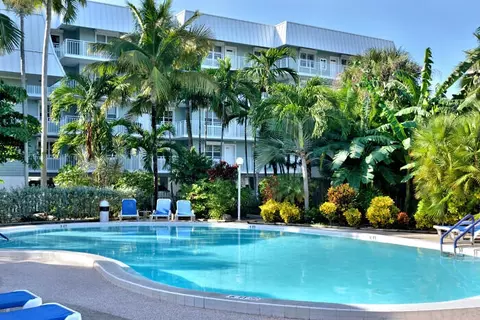 1901 S Roosevelt Blvd #206S, Key West, FL 33040