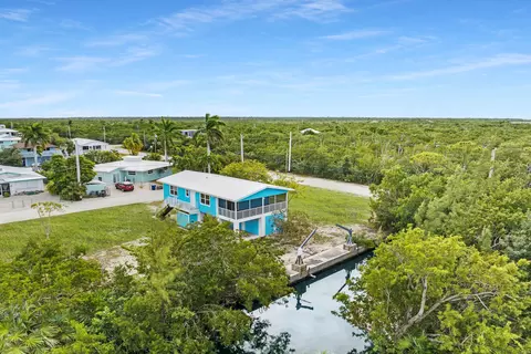 3618 Trade Winds St, Big Pine Key, FL 33043